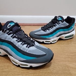 Nike Air Max 95 'No Sew' Size 9.5